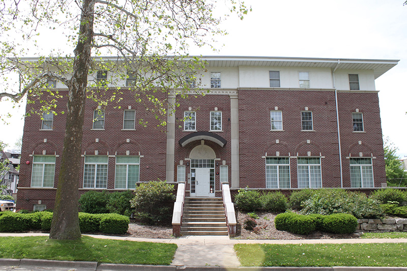 Front view of Theta Xi Chapter House