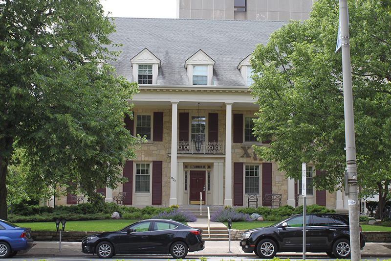 Front view of Chi Omega Chapter House